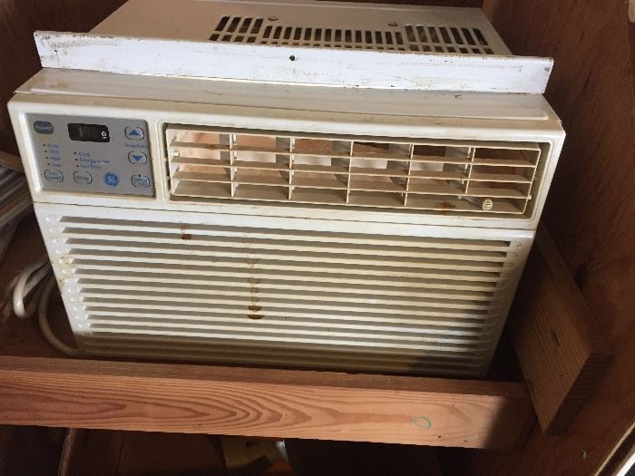 GE Air Condition Window Unit