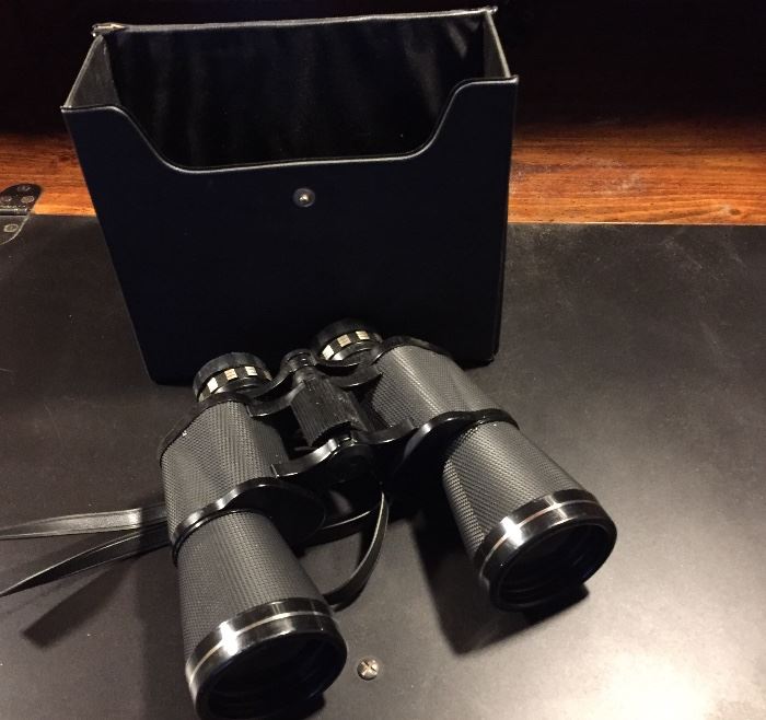 Traq Binoculars