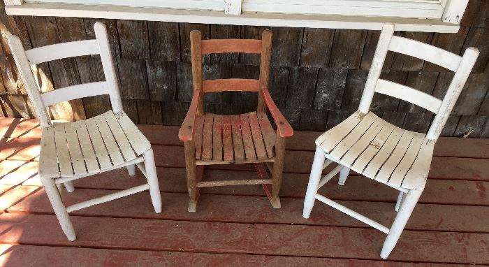 CHIPPY CHILD CHAIRS
