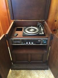 Vintage Catalina Hifi Stereo, great working condition.