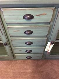 SHABBY CHIC DISTRESSED BUFFET CABINET
