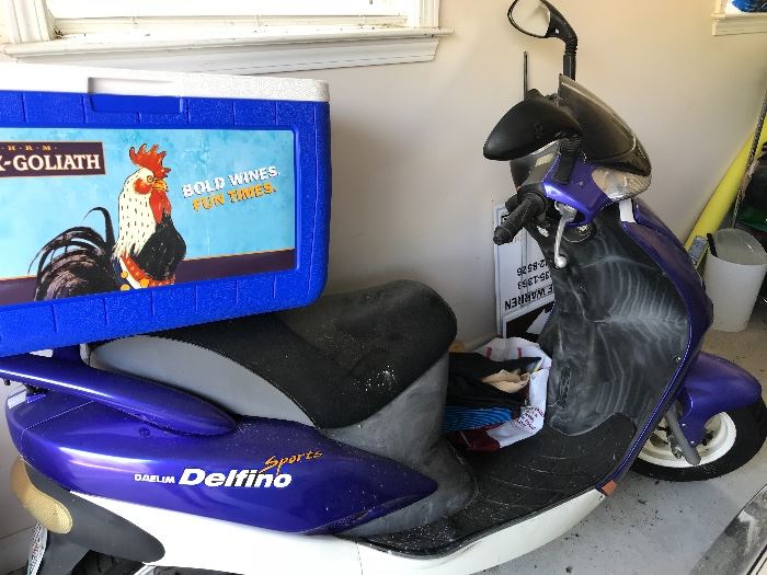 Delfino scooter not currently running.  Needs fuel line cleared, new fuel filter, and new battery.  tires are fairly new