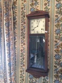 Antique Gilbert clock - chimes!