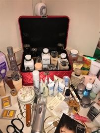 LOTS AND LOTS OF BATH AND BODY PRODUCTS