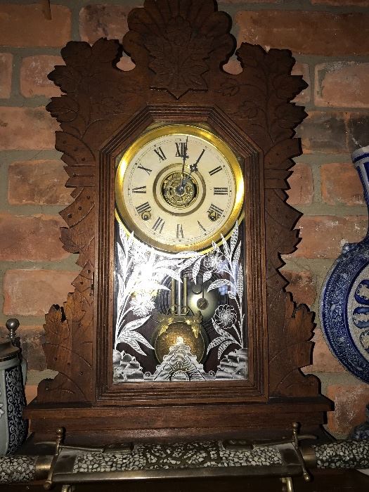 ANTIQUE GERMAN MANTLE CLOCK