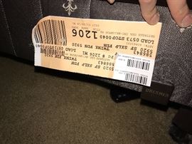 PILLOW-TOP KING SIZE MATTRESS