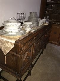 ANTIQUE WOODEN HAND CARVED BUFFET 