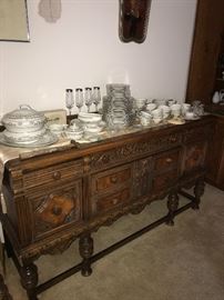 ANTIQUE WOODEN HAND CARVED BUFFET 
