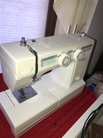 JANOME SEWING MACHINE