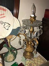 GORGEOUS VINTAGE ORNATE LAMP WITH CRYSTALS