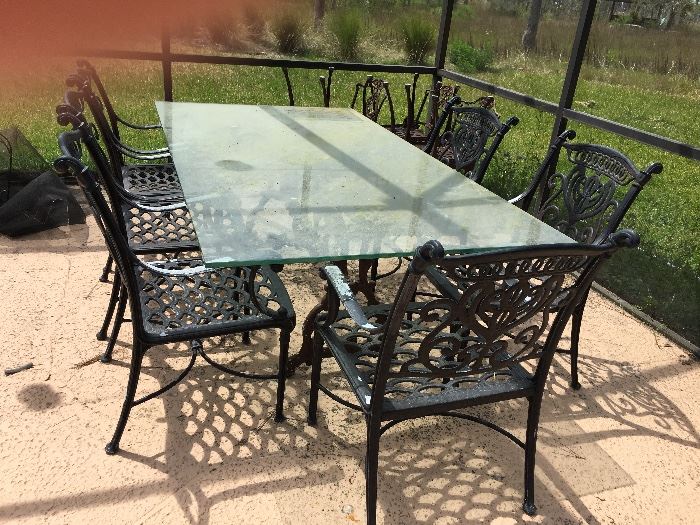 Wrought Iron/Glass Top Patio Table/6Chairs