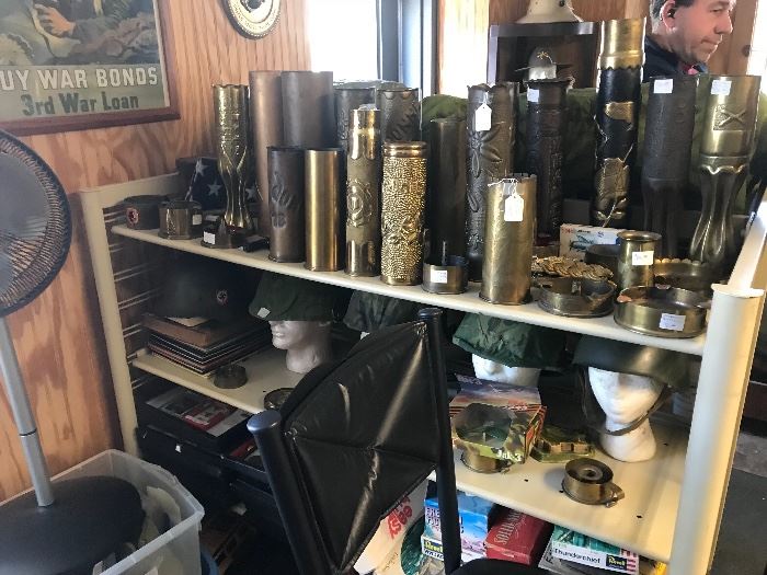 Hundreds of pieces of world war 1 & 2 trench art