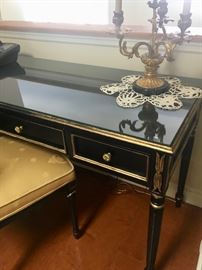 Black lacquer desk 