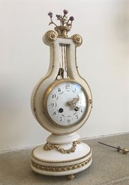 Antique mantle clock 