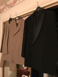 Men's Suits 