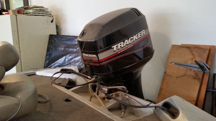 Tracker Pro Team 185 Bass Boat Picture #4