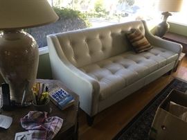 Kind furniture Canada. Made 2002 leather sofa. Excellent condition