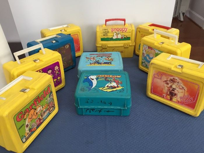 Vintage lunchboxes.