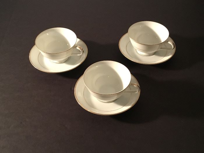 3 Noritake Gold Trimmed Cups & Saucers  https://www.ctbids.com/#!/description/share/7876