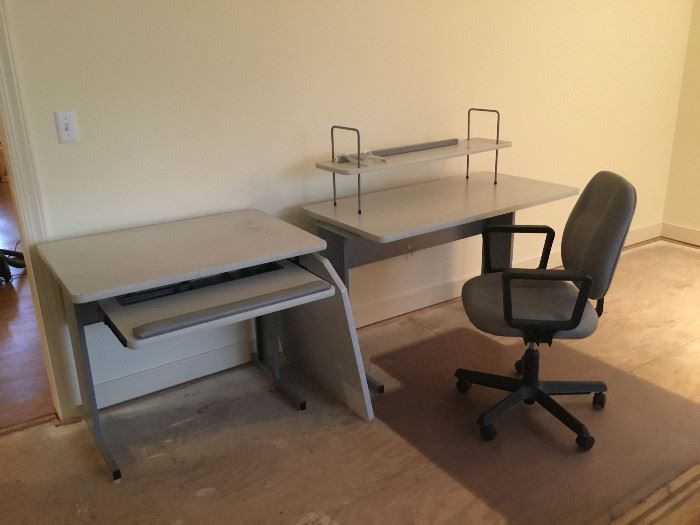 Computer Table (with corner shelf), Office Chair, Floor Protector  https://www.ctbids.com/#!/description/share/7802