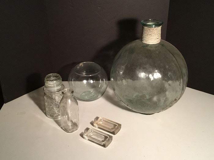 Variety of Glass Collectibles  https://www.ctbids.com/#!/description/share/7943