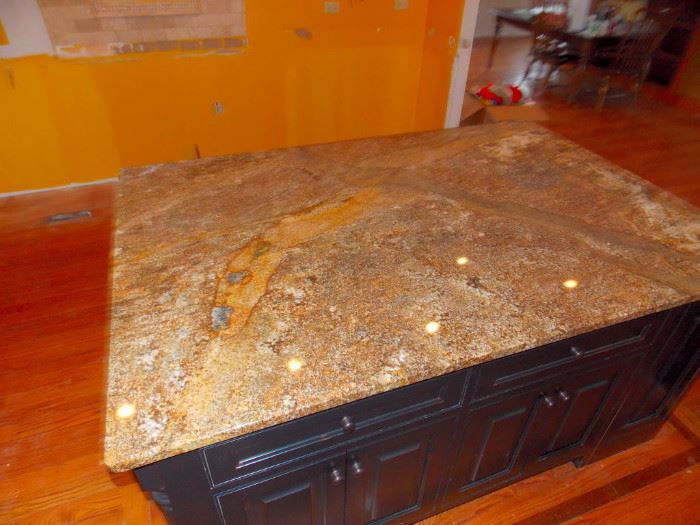 amish kitchen island with granite counter tops