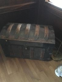 Stage coach Trunk