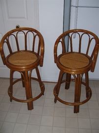Nice set of rattan stools. Counter height.