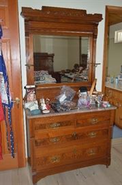 East Lake dresser with mirror