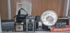 Polaroid, Kodak, Brownie