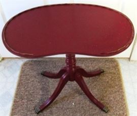 Duncan Phyfe style kidney shaped table