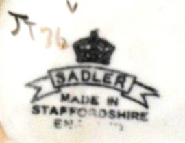 Sadler teapot emblem