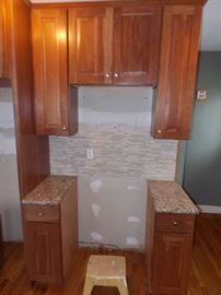 new cherry kitchen cabinets with granite counter tops
