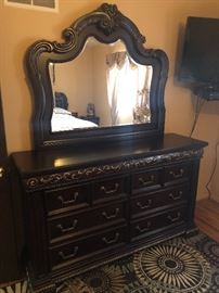 3 Piece American Signature Bed Set