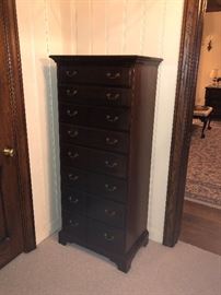 Pair of mahogany lingerie chest