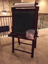 Kids 2-sides art easel 