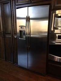 Stainless steel refrigerator 