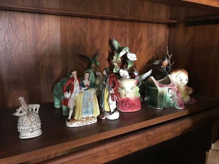 Decor and vintage collectibles