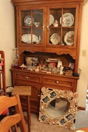 NICE CHINA CABINET