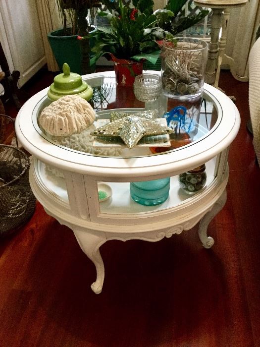 White painted display table. 