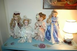 Madame Alexander + Dolls