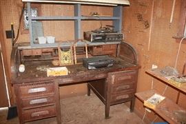 old roll top desk