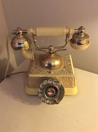 French Provincial PHone ready for you to plug in