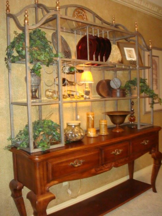 Buffet and display rack for Formal Dining Set