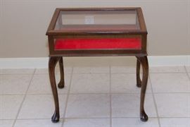 Queen Anne Style Display cabinet.  23.5"h x 22.5"w x 19.5"d (2 Available):  $39.00 ea.  