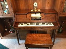 Pianola Player Piano
