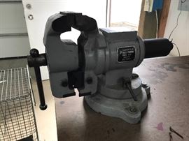 Bench Vise