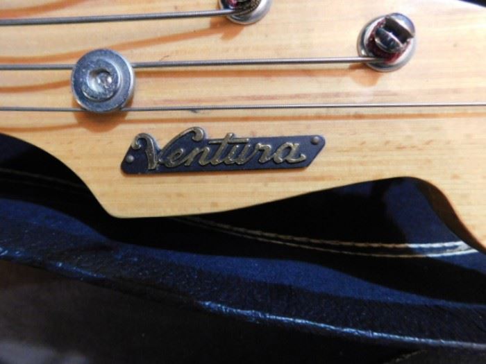 Ventura Bass Guitar with case 