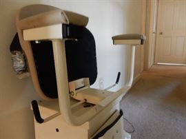 AMERIGLIDE STAIR LIFT