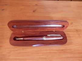 TURNED WOOD PEN & CASE